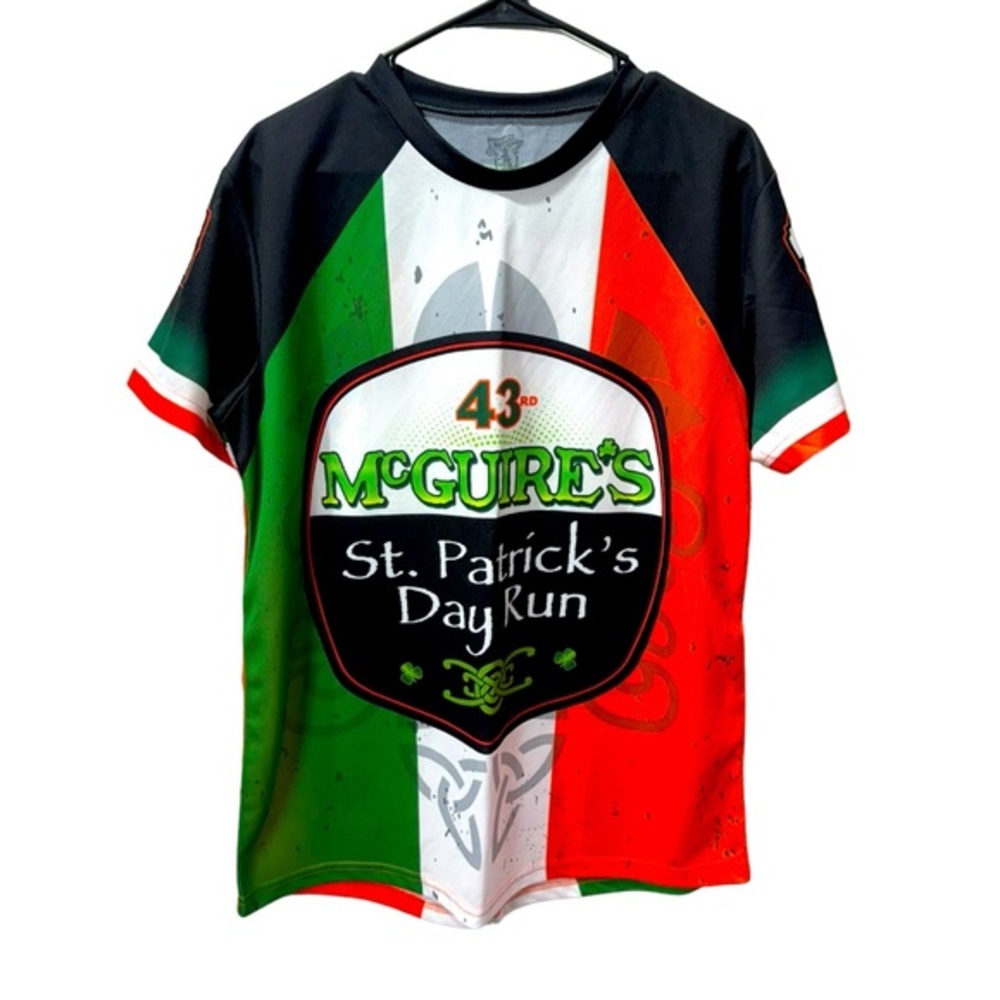 McQuires Irish Pub Men’s St. Patrick Day Run Size L